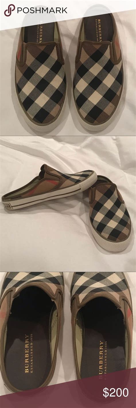 burberry slippers women's.